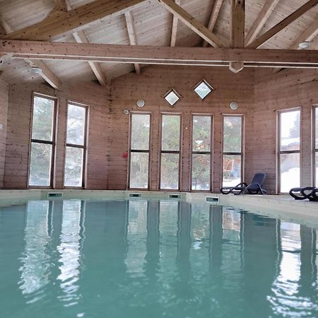 Chalet By Sophie Superdevoluy Avec Piscine Bagian luar foto