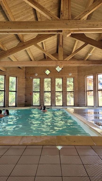 Chalet By Sophie Superdevoluy Avec Piscine Bagian luar foto